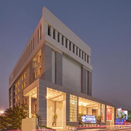 โรงแรมรอยัล ออร์คิด เซ็นทรัล กราเซีย นาวีมุมไบ ภายนอก รูปภาพ